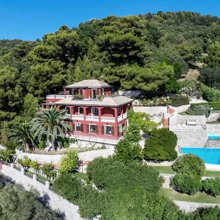 Varigotti Luxury Villa וילה וואריגוטי