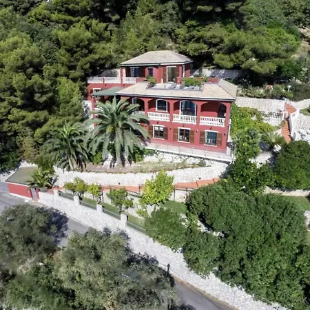 Varigotti Luxury Villa וילה